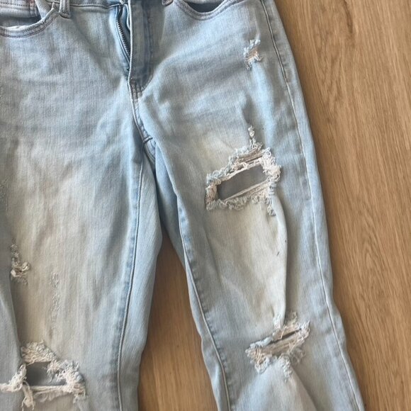 Judy Blue Natalie Distressed Boyfriend Jeans Size 3/26 Light Wash - Picture 6 of 12